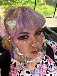 Decorating in the decora style