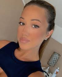 Ana Nastic's Instagram, Twitter & Facebook