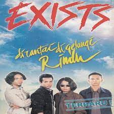 Download lagu exist dirantai digelangi rindu mp3 gratis 320kbps (5.43 mb). Lirik Lagu Dirantai Digelangi Rindu Exists Smk Universe