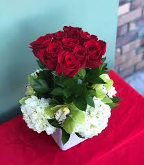 Los angeles florist for colourful flowers and flower delivery available at attractive prices. Eternal Love In Los Angeles Ca American Flowers
