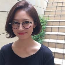 メガネ女子急増中メガネ髪型のタッグでオフでもモテる女に