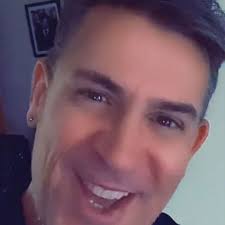 Gary Leake (@gjlmhm)