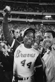  28 Hank Aaron Ideas Hank Aaron Baseball Players Braves