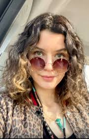 Oyuncu beren saat uzun bir aradan sonra takipçileri ile yeniden buluştu. Beren Saat Fan On Twitter Beren Saat Https T Co 3gdwlwsc9d Twitter