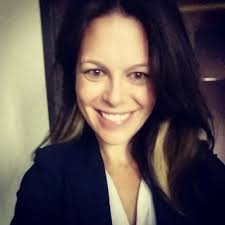 Katie Groves (@kaygrovess)