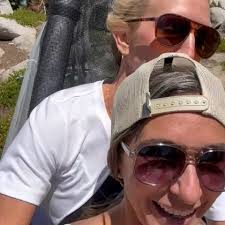 Last day in Tahoe, as the retreat came to an end after breakfast, the 3 of  us took advantage of a full day before the red-eye flight! Rode the gondola  up at Heavenly village, had a blast