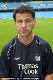 In the current club atletico nacional played 1 seasons, during this time he played 51 matches and scored 0 goals. Liverpool And Manchester United S Influence On Mexico Manager Juan Carlos Osorio Daily Mail Online