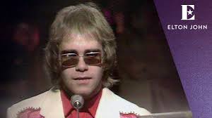 Don T Let The Sun Go Down On Me Lyrics Rocketman Elton John Your Song Top Of The Pops 1971 Youtube Elton John Songs Elton John Lyrics