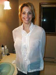 TITS IN TRANSPARENT BLOUSES - 69 photos