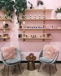 Holy Matcha San Diego Com Imagens Decoracao Da Sala Do Spa Decorando Salao De Beleza Decoracao Salao De Beleza