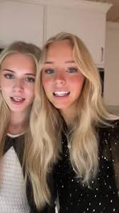God jul från anderssons🤞🤞#twins #swedishgirl #scandinavianstyle #chr...