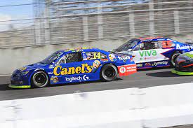 Hablamos de la nascar, un campeonato de vehículos que causa auténtico furor en estados unidos. Alex De Alba Jr Finaliza 3 Del Campeonato Y 4 En Carrera Final Nascar Teamgpracing