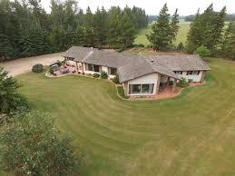 Hobby Farm On 13 89 Acres Sale House Land For Sale Renting A House