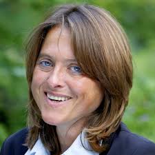 Jeanette Muller's Instagram, Twitter & Facebook