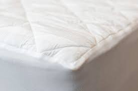 Molnlycke, smith & nephew, bard, hollister, bsn medical, 3m The Best Waterproof Mattress Protectors And Pads Reviews By Wirecutter