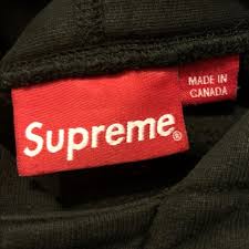 So if you see anyone selling a box logo hoodie and they say it fits a size small, run. ÙƒØ±ÙŠØ³ØªØ§Ù„ ØªØ³Ù„ÙŠØ· Ø§Ù„Ø¶ÙˆØ¡ Ø´Ø§Ø·Ø¦ Ø§Ù„Ø¨Ø­Ø± Supreme Black Box Logo Sweater Zetaphi Org