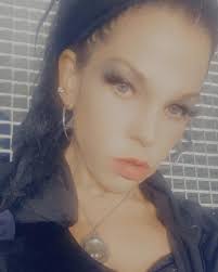 nikita la tijera (@hearkittykitty) • Instagram photos and videos