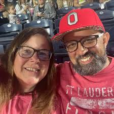 I'm having a full reverse shoulder replacement next week, which is not dull  at all, but today I had to go get a dull X-Ray. Male, 53, 9.5 in every  shoe, the