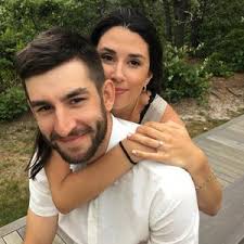 Ashley Kmon and Bobby Jarvis's Wedding Registry