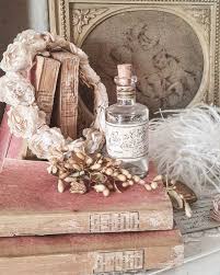 Le Temps Qui Passe Dans Le Jardin D Eugenie Style Shabby Chic Decoration Shabby Chic Shabby Chic Vintage