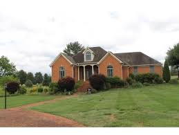 70 Southwind Cir Greeneville Tn 37743 4 Beds 3 5 Baths 3 278 Sqft For Sale 357 500 This Beautiful Home I Beautiful Homes House Styles Southwind