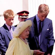 A queen mother is a dowager queen who is the mother of the reigning monarch.1 the term has been used in english since at least 1560.2 it arises in hereditary monarchies in europe and is also. Queen Mother Treated Spare To The Heir Prince Harry Drastically Differently To William Mirror Online