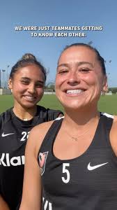 Kick off your week with ‘Ali in LA’! In the first episode, @rileythree  brings us back to preseason when she got @alyssthomp to spill the tea