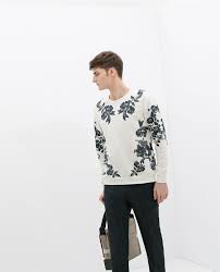 This hoodie has low stretch, runs true to size, and has a perfect pattern mix of mint florals and stripes! Zara Floral Sweatshirt Mens Sweatshirts Hoodies Men Sweatshirts