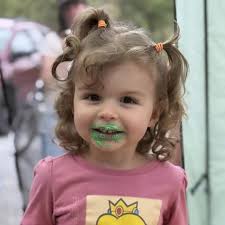 🎨 *Little Hands, Big Art Fundraiser* Join us June 12, 4–8 PM at Gallery