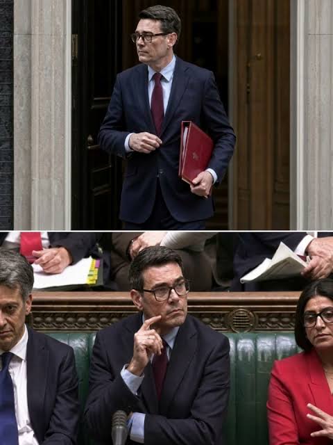It is very rare that you're heckled by your own mobile phone." U.K. Defense Sec. Gavin Williamson is interrupted by Siri as he delivers a statement to Parliament. | ABC News