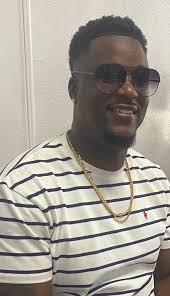 Hello everyone ☺️ I'm new here .. 32, single, and no kids. Excited to meet  new people and see where good conversations can lead! 💫