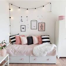 Gracias a esta experiencia en el mercado, decidimos aliarnos con otros fabricantes para poder ofrecer a nuestros clientes una gran variedad de muebles y artículos de decoración, con la mejor calidad en el mercado. 16 Ideas Para La Decoracion De Dormitorios Juveniles Femeninos