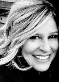 Lunch spots with music in Benicia