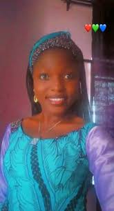 Can someone take the pom pom out of this picture?