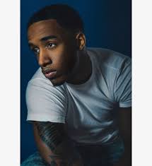 When life gives you lemons, make photos. 🍋📸 Annette x Me  #lastweekendofsummer2020 . . . . . . . #covidsummer #latinxheritagemonth  #latinaphotographer #newyorkcity #miami #summertime #305 #212 #lemonade  #lemons #portrait #sun #instadaily #