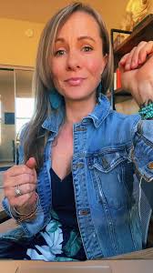 I Am A Living Testimony by Selen