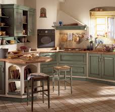 Do you have a vision for your ideal kitchen cabinet design, but can't seem to find the exact products that are right for you and your home? China Glossy China Golden Home Kitchen Cabinets Solid Wood Kitchen Cabinet Photos Pictures Made In China Com