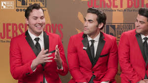 Maureen Nunn as Pat Nixon