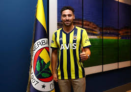 Sezon içerisinde üçü ilk 11 olmak üzere 13 maça çıkmıştır. Son Dakika Fenerbahce Genoa Formasi Giyen Sinan Gumus U 31 Yilligina Transfer Etti Son Dakika Spor