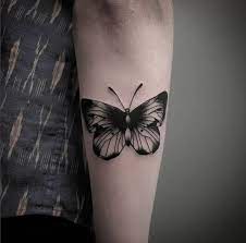 28 Beautiful Black And Grey Butterfly Tattoos Tattooblend Butterfly Tattoo Tattoos Butterfly Tattoos For Women
