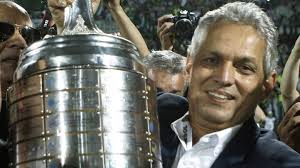 This is the profile site of the manager reinaldo rueda. Rueda De Cuidar Ancianos En Alemania A Rey De America As Colombia