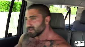 REALITY DUDES - Paul wagner guida in città quando incontra e scopa  muscoloso sharok
