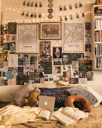 #my room #vinage room #retro room #retro decor #vintage decor #tumblr room #blaenavon #beatles #vintage #retro #70's #90's #80's. 90s Retro Vintage Aesthetic Bedroom Decor Novocom Top