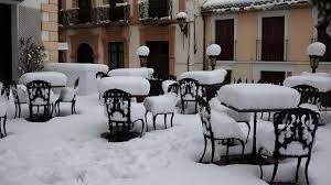 Het sneeuwt er ook al dagenlang. Spanje En Portugal Bereiden Zich Voor Op De Komst Van Poolstorm Filomena 40 Centimeter Sneeuwvoorspelling