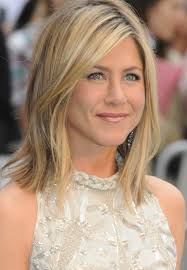 Medium length hair may seem limiting, but in reality, it allows you more options than any other length! 25 Medium Length Hairstyles For Moms You Ll Want To Copy Now