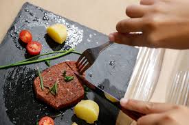 Pengenalan buku teks digital akan diperkenalkan di sekolah menengah terlebih dahulu, kemudian di sekolah rendah. With 3d Printed Steaks Spanish Startup Eyes The Mass Market