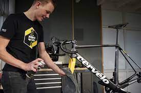 Robert geskink lors de la dernière étape de montagne du tour de france. Cervelo And Jumbo Visma Team Join Velocletta