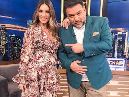 Αυτό το βίντεο είναι αφιερωμένο στη θεά μας, αθηνά οικονομάκου!! The 2night Show H A8hna Oikonomakoy Kalesmenh Toy Grhgorh Arnaoytogloy