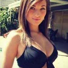 Stephanie Megan on Twitter: "Hot BD aunty bra visible https://t.co ...