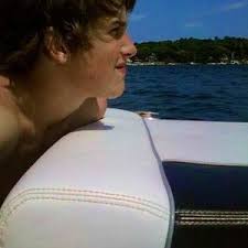 tanner howe (grassisgreen71693)